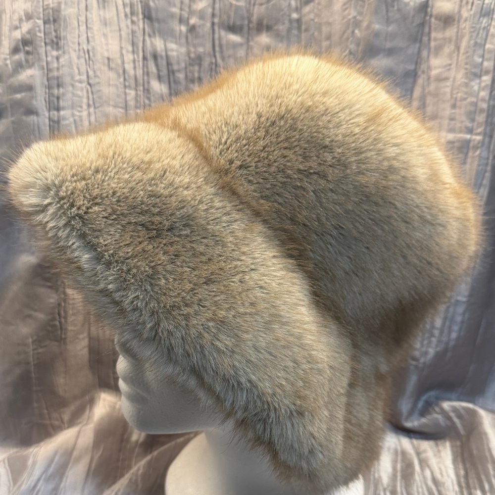 Luxurious Faux Fur Hat in Tan - Picture 6 of 7
